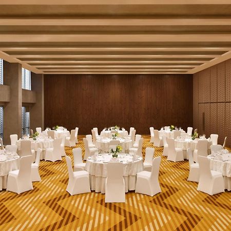 Aloft New Delhi Aerocity Exteriér fotografie The ballroom