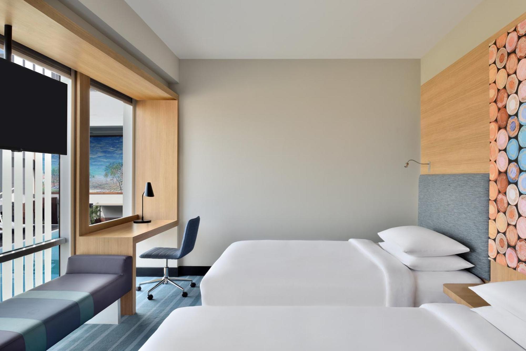 Aloft New Delhi Aerocity Exteriér fotografie A guest room at the hotel